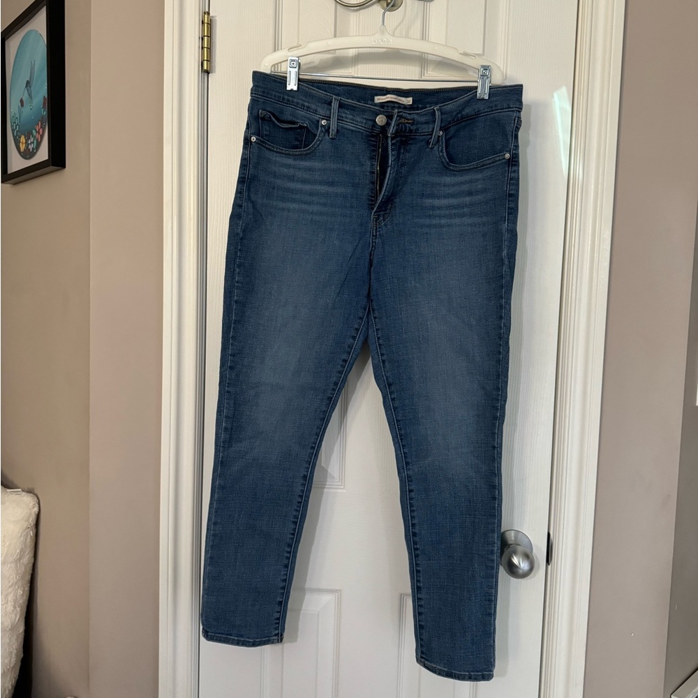 Levi’s Size 32 Skinny Jeans